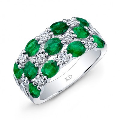 NATURAL COLOR WHITE GOLD FASHION EMERALD CHECKERS DIAMOND RING