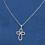 Ladies 14k White Gold Chain with Diamond Cross Pendant.