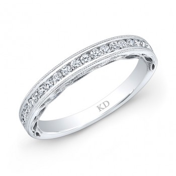 18 K SINGLE ROW WHITE DIAMOND WEDDING BAND
